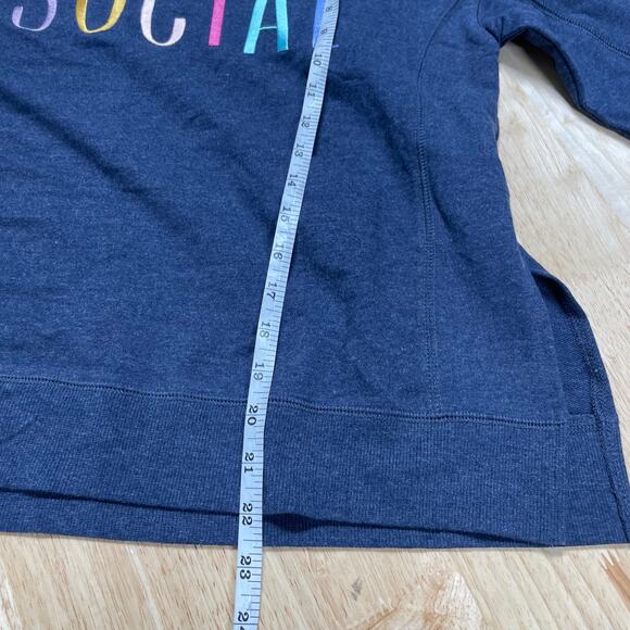 Wildfox NWT Navy Statement “Social” Sweatshirt Side Slits Drop Shoulder Size XS - Picture 11 of 11